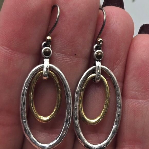 "5/$25" Two Tone Silver/Gold Layered Oval Circle Dangle Earrings - Picture 3 of 6